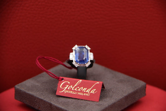 Anello in stile con zaffiro no heat