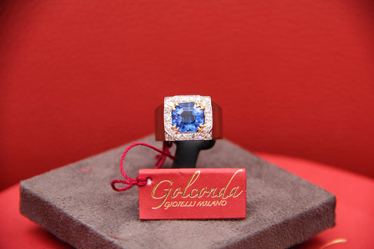 Signet ring with no-heat sapphire